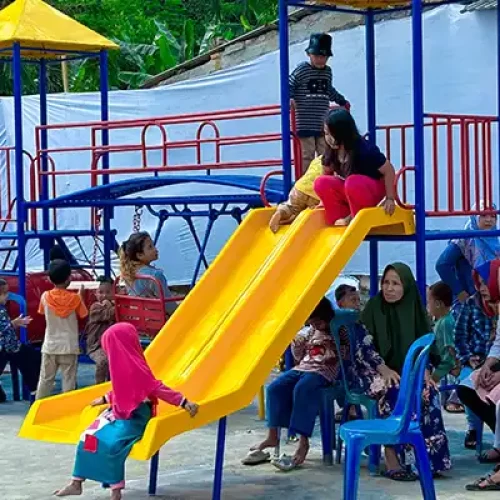 5_play-ground.webp 5_play-ground.webp